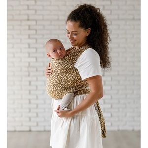 Silly Baby leopard baby wrap